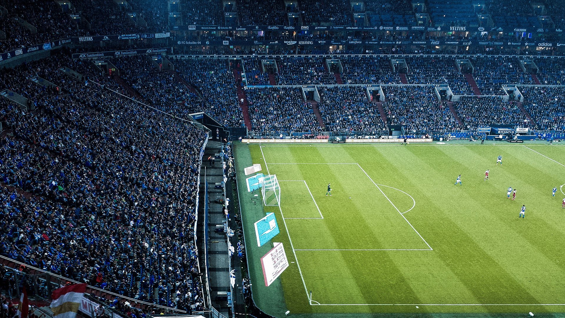 奥亚尔萨瓦尔，完美演绎下的战术棋局，爱尔兰军团如何踏平安菲尔德？